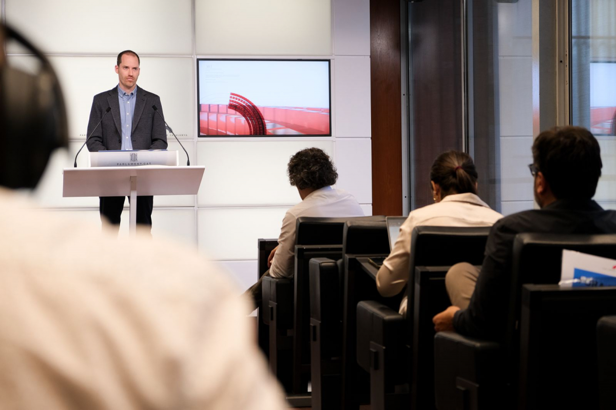 Juan Fernández: “Esperamos que Illa acuda a la conferencia de presidentes a representar a todos los catalanes&quot;